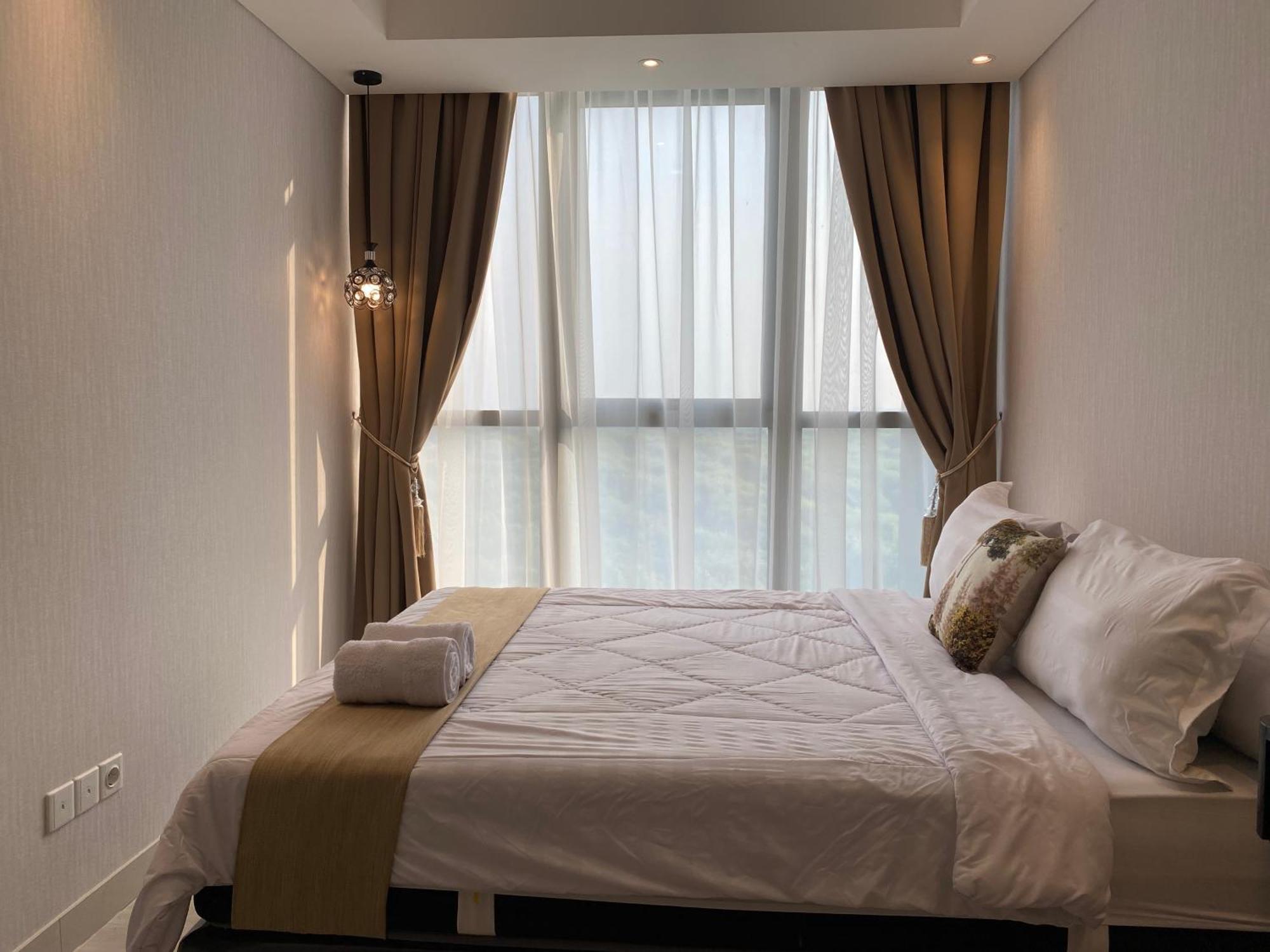 Comfort And Luxury Private Room At Goldcoast Pik ジャカルタ エクステリア 写真